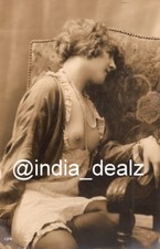 Cartolina francese modella in