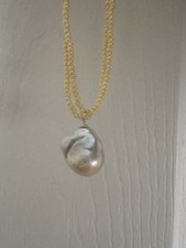 Collana di perle barocche