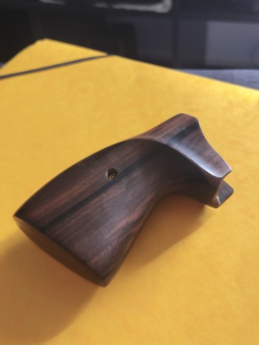 Colt python wooden grips