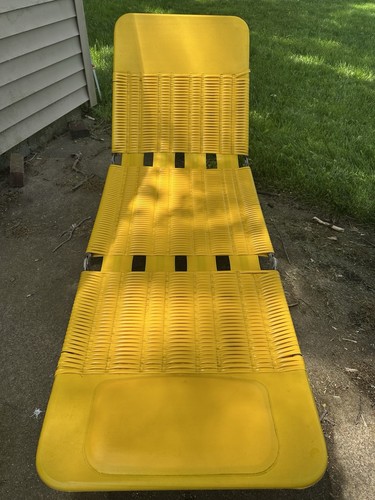 Chaise longue pieghevole