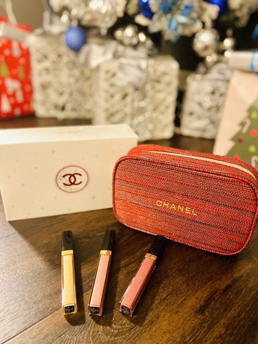 Chanel holiday gift set sheer - set,