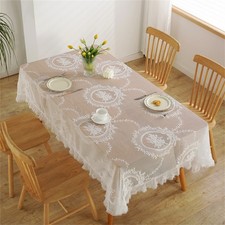 Raffinato Copritavolo in Pizzo