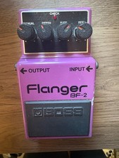 BOSS BF-2 Flanger etichetta