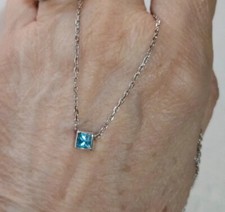 Collier Catena collana Girocollo Gucci Oro Bianco 18k punto luce topazio azzurro