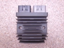 Regolatore di tensione