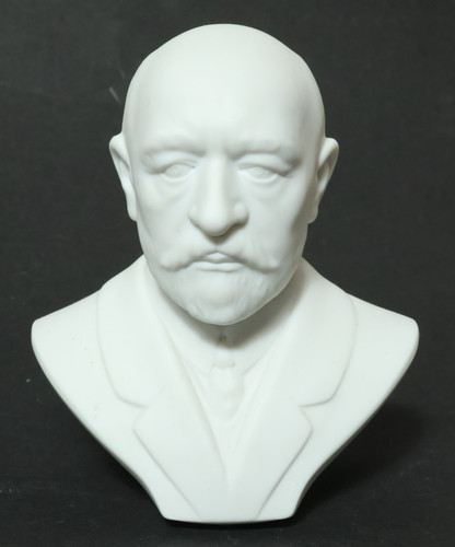 Busto figurativo patriotico - busto,