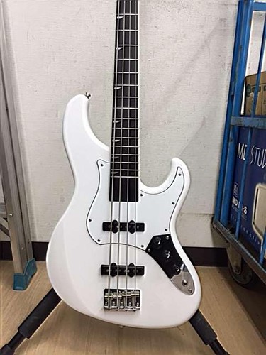 Basso elettrico ryoga val - basso,