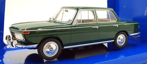 Modellino auto gruppo - , scala