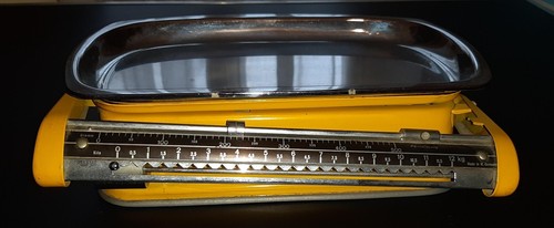 Bilancia vintage color - , giallo