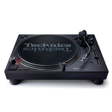 Una coppia di giradischi Technics SL-1200 MK7 Direct Drive DJ neri ottime condizioni