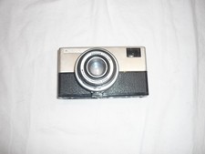 MACCHINA FOTOGRAFICA CON