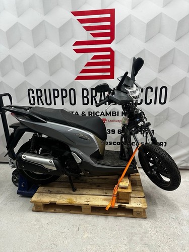 Ricambi honda 300 - ricambi, sh