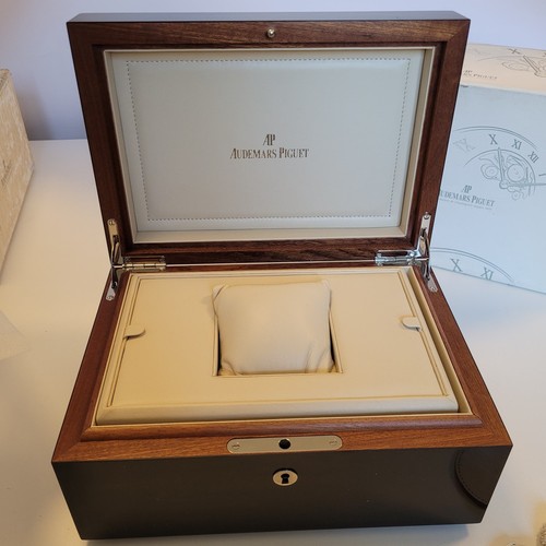 Audemars piguet vintage box - audemars,