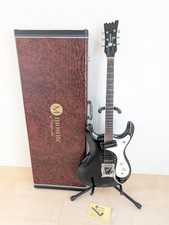 Chitarra elettrica Mosrite Super Custom '65 nera usata perfettamente funzionante con custodia rigida