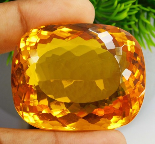 Raro topazio giallo imperiale
