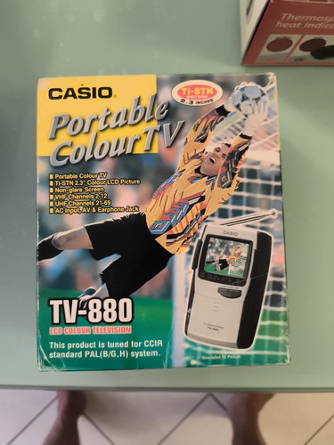 Televisore colori portatile - a,