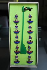 Subbuteo HW BARCELLONA 2024-25 + 1 riserva + 1 portierino-Materiale ridipinto