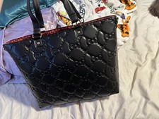 Borsa e portafoglio Hello