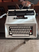 macchina per scrivere Olivetti