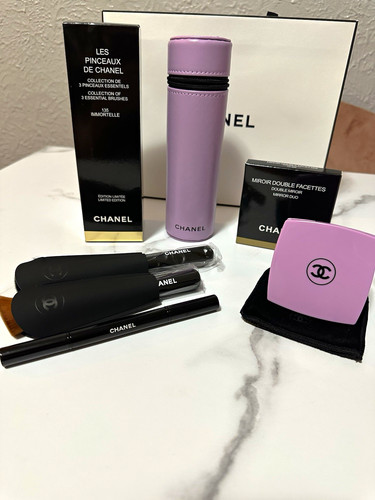 Set pennelli trucco viola