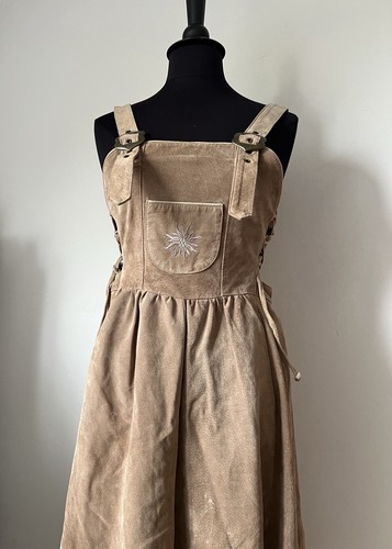 Abito tradizionale vintage