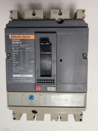 Interruttore merlin gerin - merlin,