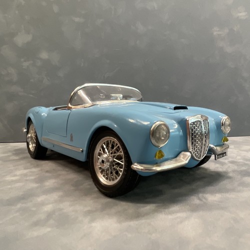 Bburago gold lancia aurelia - gold,