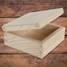 Piccola scatola in legno