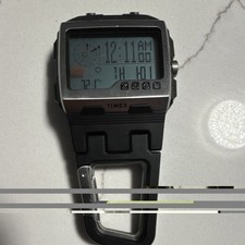orologio da polso digitale al