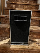 Altoparlante stereo libreria