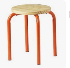 Nuovissimo sgabello IKEA
