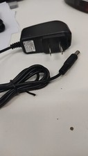 ALIMENTATORE DA PRESA 100-240 50/60HZ 0.3A 9V 0.5A