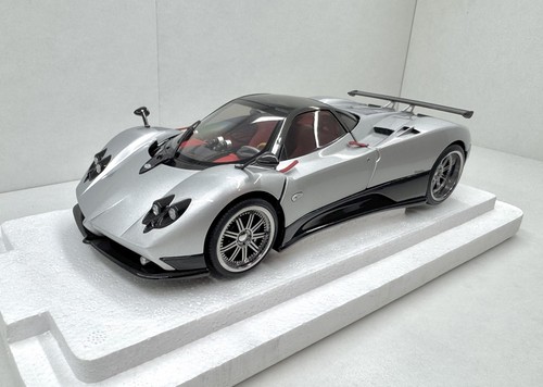 Almost real pagani zonda - real, 1:18