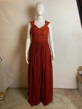 Abito donna rosso con ricami