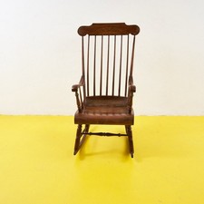 Elegante Sedia a Dondolo