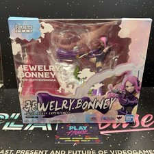 JEWELERY BONNIE NEAR DEATH