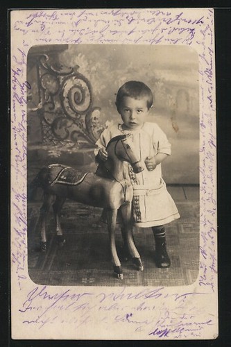 Cartolina bambino con cavallo