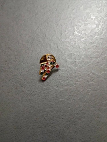 Italia vintage pin - '90,