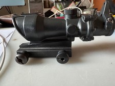 ottica no Brand 4x Perfettamente funzionante con attacco Piccanti