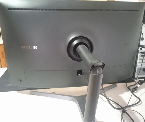 Samsung c32hg70 2560x1440 - samsung,