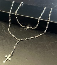 Collana con ciondolo croce in