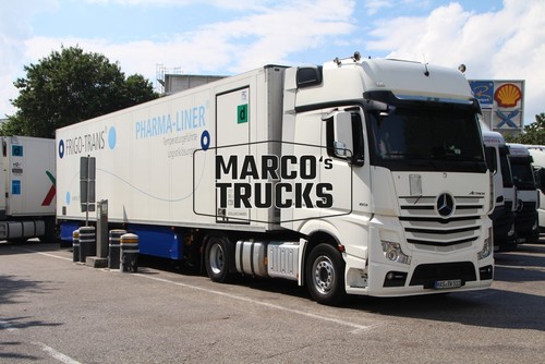 Foto camion mercedes - foto,