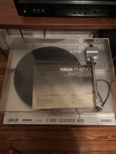 Yamaha P-850 Quartz DD