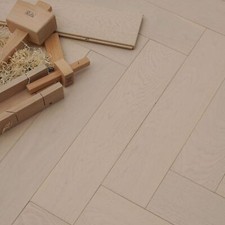 Spina di aringa stile francese 24" bianco opaco parquet rovere 600x125x18 mm ECW6