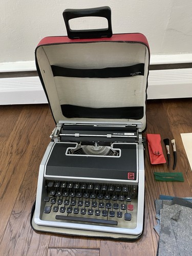 Works 1966 olivetti lettera - works!,
