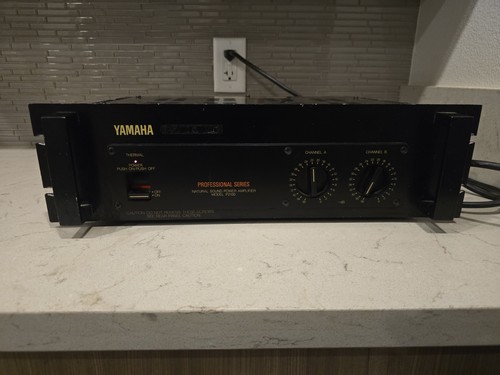 Yamaha p2100 professional - yamaha,