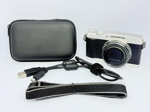 Fotocamera digitale compatta