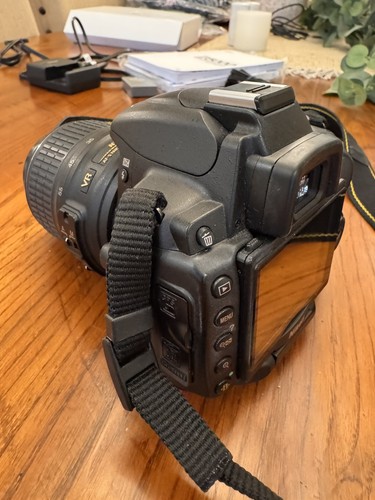 Nikon d5000 dslr - nikon, 18-55