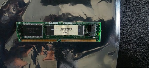 Emu 32mb techno - emu,