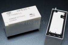 2 relè Hongfa HFE20, 12V